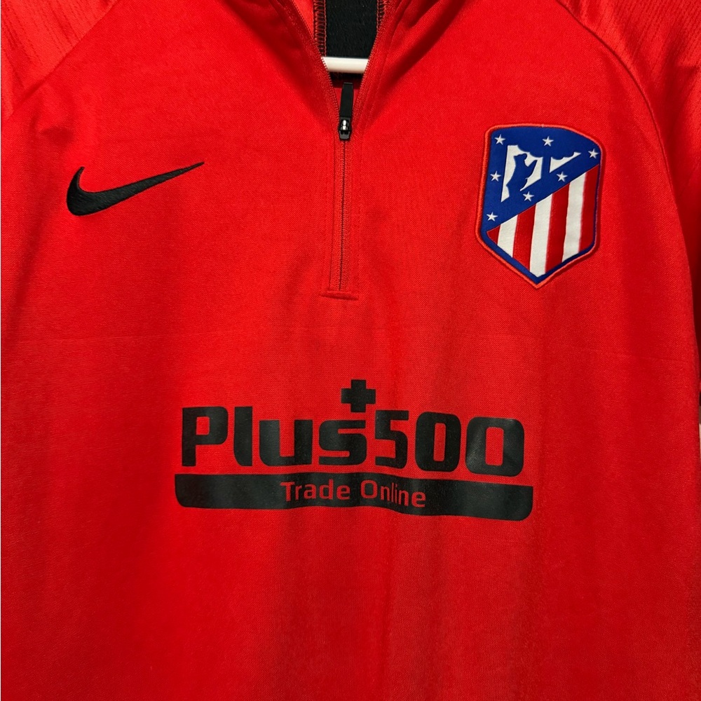 Nike Red Atlético Madrid Soccer Top - Picture 2 of 5
